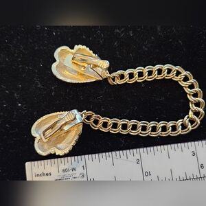 Elegant Gold Chain Link Sweater Clip